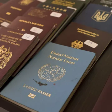 Sahte diplomanın ardından sahte pasaport skandalı