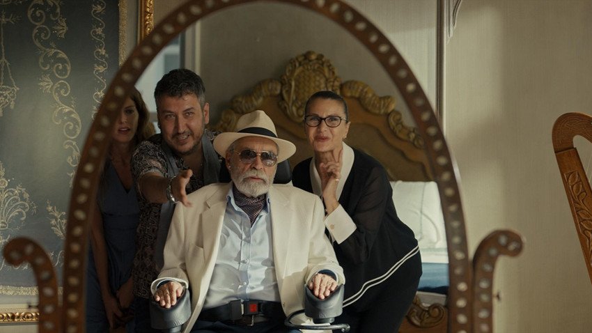 sinema-rehberi-5-yeni-film-vizyonda-whhe-1 Soyut Dışavurumcu Bir Dostluğun Anatomisi Veyahut Yan Yana Gösterime Girdi