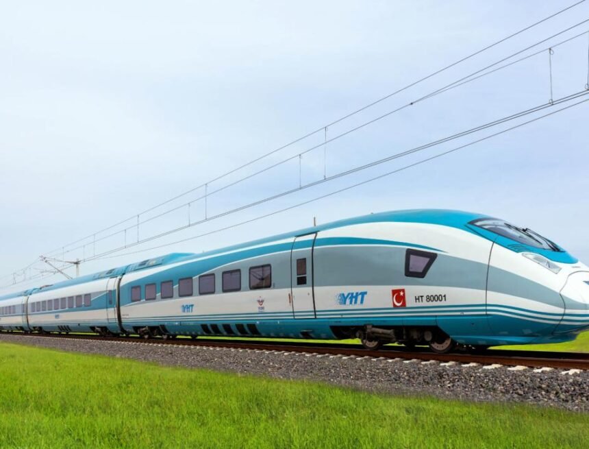 Bakan Uraloğlu’ndan YHT müjdesi