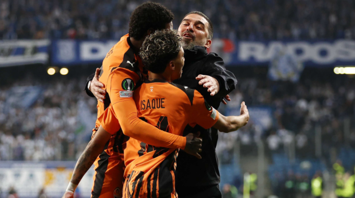 Arda Turan Tarihe Geçti