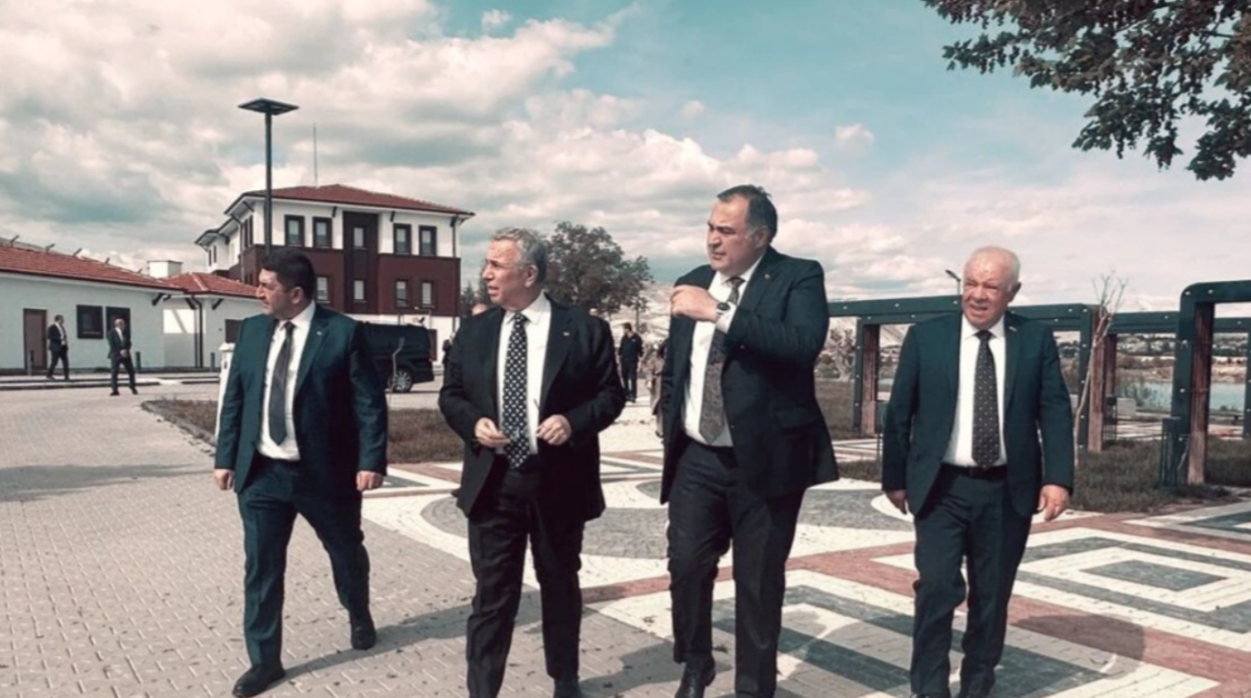 Nallıhan Belediye Başkanı Ertunç Güngör’den İddialara Net Yanıt: “Yerim Mansur Yavaş’ın Yanıdır”