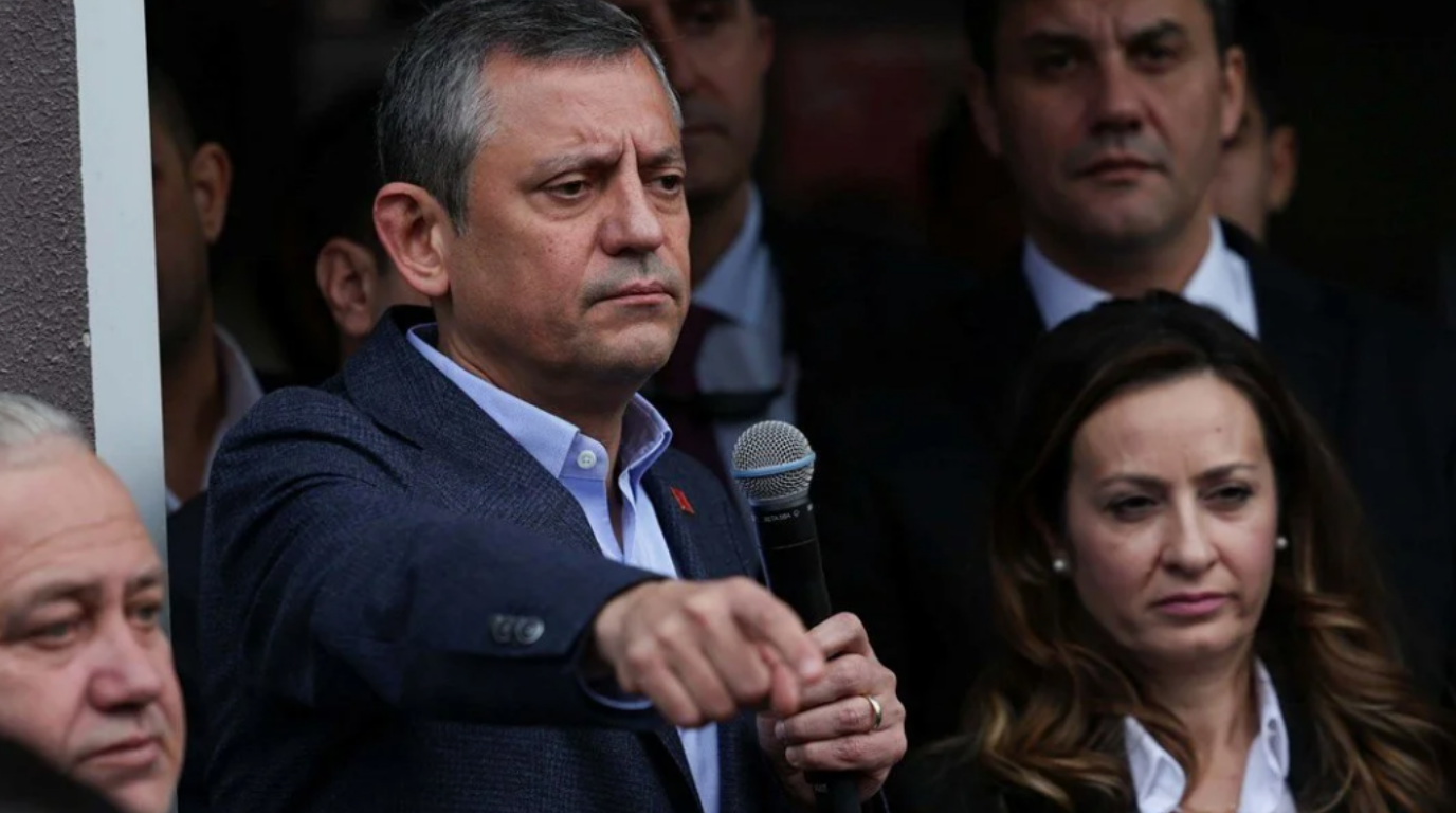 CHP Lideri Özel ve 11 Milletvekilinin Dokunulmazlık Dosyaları Komisyonda
